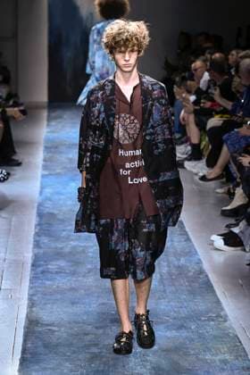 Yamamoto Fashion Show Mens Ready to Wear Spring Summer 2026 Collection at Paris Fashion Week PFW Yamamoto Fashion Show Mens Ready to Wear Spring Summer 2026 Collection at Paris Fashion Week on june 26th 2025 Yamamoto Fashion Show Mens Ready to Wear Spring Summer 2026 Collection at Paris Fashion Week on june 26th 2025 Paris France  Copyright: xAgencex xBestimagexAgencex xBestimagex