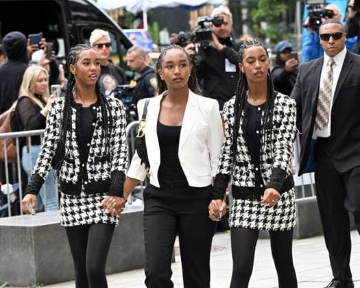 Bilder des Jahres 2025, Entertainment 06 Juni Entertainment Bilder des Tages **VIDEO AVAILABLE - CONTACT photodesk@instarimages.com TO RECEIVE** Diddy Combs kids and mom King Combs, Justin Combs, Jessie Combs, DLila Combs, Chance Combs, Janice Combs arriving at Diddys Trial closing arguments in New York City Featuring: Dlila Combs, Jessie Combs, Chance Combs Where: New York City, New York, United States When: 27 Jun 2025 Credit: Elder Ordonez INSTARimages EDITORIAL USE ONLY. NOT FOR USE BY NEWSPAPERS BASED IN THE UK. Copyright: xx instar54876449