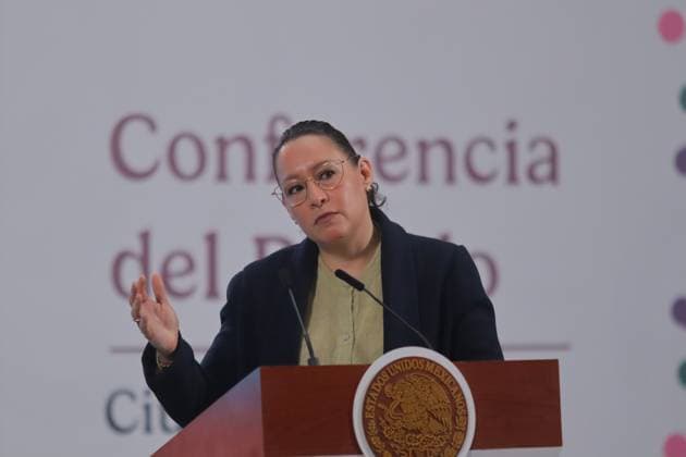 Mexico™s President Claudia Sheinbaum Holds News Conference Grisel Galeano Garcia, Federal Tax Attorney speaks during a news conference about the tax debts and strategies of a business group to the detriment of the people of Mexico, with 32 lawsuits for more than 74 billion pesos in litigation at the National Palace. on June 27, 2025 in Mexico City, Mexico. (Photo by Carlos Santiago Eyepix Group) Copyright: xCarlosxSantiago xEyepixxGroupx CS_27062025_160268