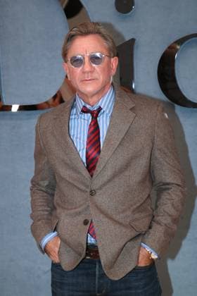 Arrivals at the DIOR Menswear Spring Summer 2026 show as part of Paris Fashion Week at Hôtel National des Invalides, Place Vauban Daniel Craig Photocall Dior Menswear Spring Summer 2026 show, Front Row, as part of Paris Fashion Week on June 27, 2025 in Paris, France Bertrand Rindoff Bestimage Photocall of the Dior Menswear Spring Summer 2026 show as part of Paris Fashion Week on June 27, 2025 in Paris, France Paris France  Copyright: xBERTRANDxRINDOFFxPETROFFx xBESTIMAGExBERTRANDxRINDOFFxPETROFFx xBESTIMAGEx
