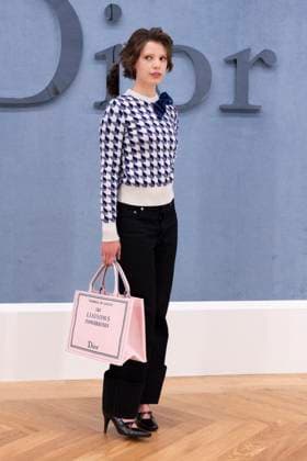 Photocall at the DIOR Menswear Spring Summer 2026 show as part of Paris Fashion Week at the Hôtel National des Invalides, Place Vauban Elke Biesendorfer at the photocall at the DIOR Menswear Spring Summer 2026 show as part of Paris Fashion Week at the Hôtel National des Invalides, Place Vauban, Paris, France, June 27, 2025 Olivier Borde Bestimage Celebs attend the Dior Homme Menswear Spring Summer 2026 show as part of Paris Fashion Week on June 27, 2025 in Paris, France Paris France  Copyright: xOLIVIERxBORDEx xBESTIMAGExOLIVIERxBORDEx xBESTIMAGEx
