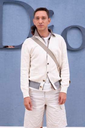 Photocall au défilé DIOR de la mode homme Printemps Été 2026 dans le cadre de la Fashion Week de Paris à lHôtel National des Invalides, Place Vauban Oliver Sim au photocall au défilé DIOR de la mode homme Printemps Été 2026 dans le cadre de la Fashion Week de Paris à lHôtel National des Invalides, Place Vauban, à Paris, France, le 27 juin 2025 Olivier Borde Bestimage Celebs attend the Dior Homme Menswear Spring Summer 2026 show as part of Paris Fashion Week on June 27, 2025 in Paris, France Paris France  Copyright: xOLIVIERxBORDEx xBESTIMAGExOLIVIERxBORDEx xBESTIMAGEx