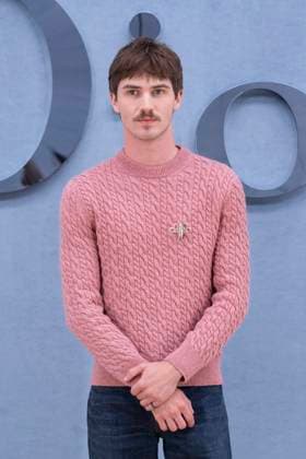 Photocall au défilé DIOR de la mode homme Printemps Été 2026 dans le cadre de la Fashion Week de Paris à lHôtel National des Invalides, Place Vauban Bradley Miller au photocall au défilé DIOR de la mode homme Printemps Été 2026 dans le cadre de la Fashion Week de Paris à lHôtel National des Invalides, Place Vauban, à Paris, France, le 27 juin 2025 Olivier Borde Bestimage Celebs attend the Dior Homme Menswear Spring Summer 2026 show as part of Paris Fashion Week on June 27, 2025 in Paris, France Paris France  Copyright: xOLIVIERxBORDEx xBESTIMAGExOLIVIERxBORDEx xBESTIMAGEx