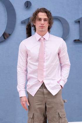 Photocall at the DIOR Menswear Spring Summer 2026 show as part of Paris Fashion Week at the Hôtel National des Invalides, Place Vauban Vinnie Hacker at the photocall at the DIOR Menswear Spring Summer 2026 show as part of Paris Fashion Week at the Hôtel National des Invalides, Place Vauban, Paris, France, June 27, 2025 Olivier Borde Bestimage Celebs attend the Dior Homme Menswear Spring Summer 2026 show as part of Paris Fashion Week on June 27, 2025 in Paris, France Paris France  Copyright: xOLIVIERxBORDEx xBESTIMAGExOLIVIERxBORDEx xBESTIMAGEx