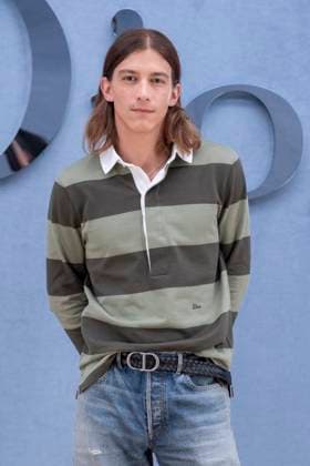 Photocall au défilé DIOR de la mode homme Printemps Été 2026 dans le cadre de la Fashion Week de Paris à lHôtel National des Invalides, Place Vauban Guest au photocall au défilé DIOR de la mode homme Printemps Été 2026 dans le cadre de la Fashion Week de Paris à lHôtel National des Invalides, Place Vauban, à Paris, France, le 27 juin 2025 Olivier Borde Bestimage Celebs attend the Dior Homme Menswear Spring Summer 2026 show as part of Paris Fashion Week on June 27, 2025 in Paris, France Paris France  Copyright: xOLIVIERxBORDEx xBESTIMAGExOLIVIERxBORDEx xBESTIMAGEx