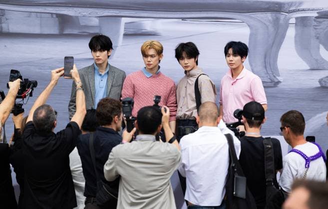 Arrivals at the DIOR Menswear Spring Summer 2026 show as part of Paris Fashion Week at Hôtel National des Invalides, Place Vauban Soobin, Yeonjun, Beomgyu and Taehyun Arrivals at the DIOR Menswear Spring Summer 2026 show as part of Paris Fashion Week at Hôtel National des Invalides, Place Vauban, Paris, France, June 27, 2025 Thibault Duboucher Bestimage Celebs attends the Dior Homme Menswear Spring Summer 2026 show as part of Paris Fashion Week on June 27, 2025 in Paris, France Copyright: xThibaultxDuboucherx xBestimagexThibaultxDuboucherx xBestimagex