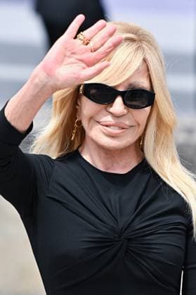 Dior Homme Arrivals Donatella Versace attending the Dior Homme Menswear Spring Summer 2026 show as part of Paris Fashion Week in Paris, France on June 27, 2025. Photo by Aurore Marechal ABACAPRESS.COM Paris France  Copyright: xMarechalxAurore ABACAx