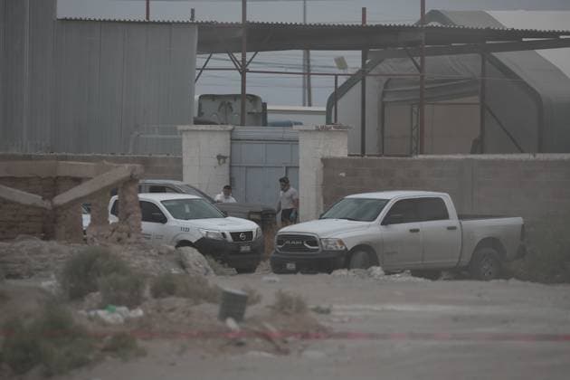 Discovery of 60 embalmed bodies raises alarms in Ciudad Juarez CIUDAD JUAREZ, MEXICO - JUNE 27: Forensic investigators uncover approximately 60 embalmed bodies in unsanitary conditions at a clandestine crematorium in Ciudad Juarez, Mexico, on June 27, 2025. The facility, located in the Granjas Polo Gamboa neighborhood, was operating irregularly and has been sealed by municipal and state authorities. Christian Torres Anadolu Ciudad Juarez Mexico. Editorial use only. Please get in touch for any other usage.  Copyright: x2025xAnadoluxChristianxTorresx