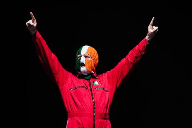 Entertainment Themen der Woche KW26 Bilder des Jahres 2025, Entertainment 06 Juni Entertainment Bilder des Tages Glastonbury Festival 2025, Worthy Farm, Pilton, UK Kneecap performs on the West Holts Stage during the Glastonbury Festival 2025 at Worthy Farm, Pilton, UK on 28 June 2025. Persons Pictured: DJ Provai , J. J. O Dochartaigh Picture, Credit:Julie Edwards Avalon  Copyright: xJuliexEdwardsx xAvalonx 1016066071