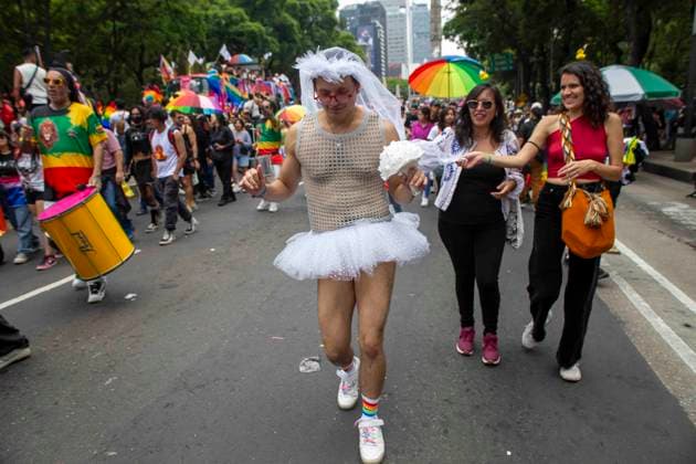 June 28, 2025, Mexico City, Mexico, Mexico: The 47th edition of the LGBTQ+ Pride March in CDMX, where thousands of people from the community gathered to march together from the emblematic Angel de la Independencia to the Zocalo of Mexico City, passing through emblematic streets such as Paseo de la Reforma Avenue, inside the march there were flags and made-up characters. Mexico City Mexico - ZUMAs310 20250628_zip_s310_020 Copyright: xLuisxExSalgadox