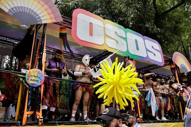 June 28, 2025, Mexico, Cdmx, Mexico: The 47th edition of the LGBTTTIQ+ March or Pride March in Mexico City is filled with colors and thousands of people from the community; the celebration theme is Diversity without Borders. Justice, Resistance, and Unity! to show support for the human rights of all people. From the Angel of Independence to the Zocalo in Mexico City, people marched to demonstrate the pride and diversity of the LGBTTTIQ+ community throughout Mexico. Mexico Mexico - ZUMAp204 20250628_zip_p204_018 Copyright: xJosuexPerezx
