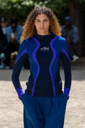 Défilé White Mountaineering de la mode homme Printemps Été 2026 dans le cadre de la Fashion Week de Paris Défilé White Mountaineering de la mode homme Printemps Été 2026 dans le cadre de la Fashion Week de Paris, France, le 28 juin 2025 Sébastien Fremont Bestimage A model, faashion detail, walks the runway during the White Mountaineering Menswear Spring Summer 2026 show as part of Paris Fashion Week on June 28, 2025 in Paris, France Paris France  Copyright: xSebastienxFremontx xBestimagexSebastienxFremontx xBestimagex