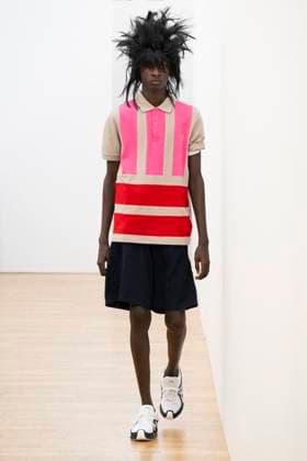 Défilé Comme des Garçons Shirt de la mode homme Printemps Été 2026 dans le cadre de la Fashion Week de Paris A model walks the runway during the Comme des Garçons Shirt Homme Ready to Wear Spring Summer 2026 fashion show as part of the Paris Menswear Fashion Week on June 28, 2025 in Paris, France Paris France  Copyright: xAgencex xBestimagexAgencex xBestimagex