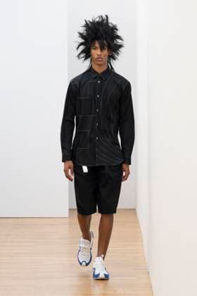 Défilé Comme des Garçons Shirt de la mode homme Printemps Été 2026 dans le cadre de la Fashion Week de Paris A model walks the runway during the Comme des Garçons Shirt Homme Ready to Wear Spring Summer 2026 fashion show as part of the Paris Menswear Fashion Week on June 28, 2025 in Paris, France Paris France  Copyright: xAgencex xBestimagexAgencex xBestimagex