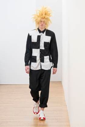 Défilé Comme des Garçons Shirt de la mode homme Printemps Été 2026 dans le cadre de la Fashion Week de Paris A model walks the runway during the Comme des Garçons Shirt Homme Ready to Wear Spring Summer 2026 fashion show as part of the Paris Menswear Fashion Week on June 28, 2025 in Paris, France Paris France  Copyright: xAgencex xBestimagexAgencex xBestimagex