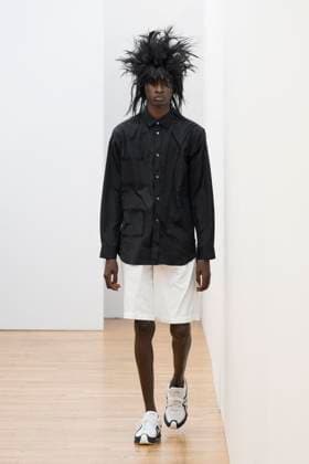 Défilé Comme des Garçons Shirt de la mode homme Printemps Été 2026 dans le cadre de la Fashion Week de Paris A model walks the runway during the Comme des Garçons Shirt Homme Ready to Wear Spring Summer 2026 fashion show as part of the Paris Menswear Fashion Week on June 28, 2025 in Paris, France Paris France  Copyright: xAgencex xBestimagexAgencex xBestimagex