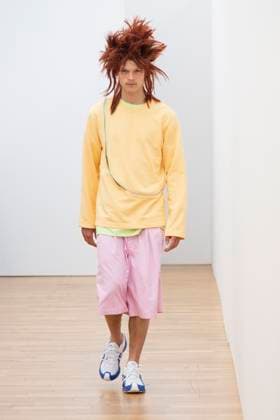 Défilé Comme des Garçons Shirt de la mode homme Printemps Été 2026 dans le cadre de la Fashion Week de Paris A model walks the runway during the Comme des Garçons Shirt Homme Ready to Wear Spring Summer 2026 fashion show as part of the Paris Menswear Fashion Week on June 28, 2025 in Paris, France Paris France  Copyright: xAgencex xBestimagexAgencex xBestimagex