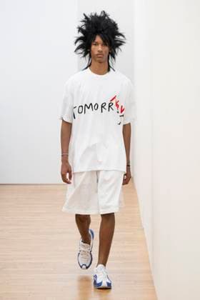 Défilé Comme des Garçons Shirt de la mode homme Printemps Été 2026 dans le cadre de la Fashion Week de Paris A model walks the runway during the Comme des Garçons Shirt Homme Ready to Wear Spring Summer 2026 fashion show as part of the Paris Menswear Fashion Week on June 28, 2025 in Paris, France Paris France  Copyright: xAgencex xBestimagexAgencex xBestimagex