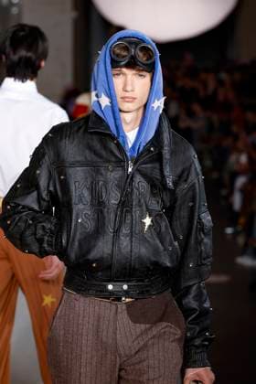 Défilé KidSuper de la mode homme Printemps Été 2026 dans le cadre de la Fashion Week de Paris A model walks the runway during the KidSuper Homme Ready to Wear Spring Summer 2026 fashion show as part of the Paris Menswear Fashion Week on June 28, 2025 in Paris, France Paris France  Copyright: xAgencex xBestimagexAgencex xBestimagex