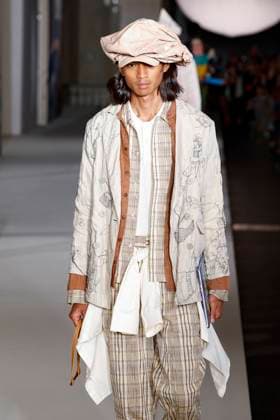 Défilé KidSuper de la mode homme Printemps Été 2026 dans le cadre de la Fashion Week de Paris A model walks the runway during the KidSuper Homme Ready to Wear Spring Summer 2026 fashion show as part of the Paris Menswear Fashion Week on June 28, 2025 in Paris, France Paris France  Copyright: xAgencex xBestimagexAgencex xBestimagex