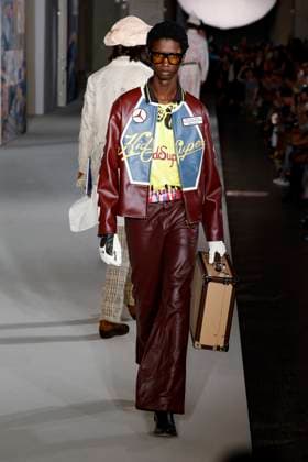 Défilé KidSuper de la mode homme Printemps Été 2026 dans le cadre de la Fashion Week de Paris A model walks the runway during the KidSuper Homme Ready to Wear Spring Summer 2026 fashion show as part of the Paris Menswear Fashion Week on June 28, 2025 in Paris, France Paris France  Copyright: xAgencex xBestimagexAgencex xBestimagex