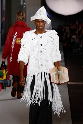 Défilé KidSuper de la mode homme Printemps Été 2026 dans le cadre de la Fashion Week de Paris A model walks the runway during the KidSuper Homme Ready to Wear Spring Summer 2026 fashion show as part of the Paris Menswear Fashion Week on June 28, 2025 in Paris, France Paris France  Copyright: xAgencex xBestimagexAgencex xBestimagex