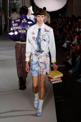 Défilé KidSuper de la mode homme Printemps Été 2026 dans le cadre de la Fashion Week de Paris A model walks the runway during the KidSuper Homme Ready to Wear Spring Summer 2026 fashion show as part of the Paris Menswear Fashion Week on June 28, 2025 in Paris, France Paris France  Copyright: xAgencex xBestimagexAgencex xBestimagex