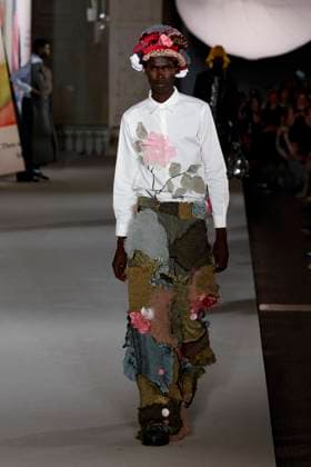 Défilé KidSuper de la mode homme Printemps Été 2026 dans le cadre de la Fashion Week de Paris A model walks the runway during the KidSuper Homme Ready to Wear Spring Summer 2026 fashion show as part of the Paris Menswear Fashion Week on June 28, 2025 in Paris, France Paris France  Copyright: xAgencex xBestimagexAgencex xBestimagex