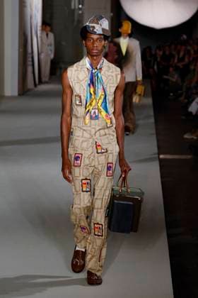 Défilé KidSuper de la mode homme Printemps Été 2026 dans le cadre de la Fashion Week de Paris A model walks the runway during the KidSuper Homme Ready to Wear Spring Summer 2026 fashion show as part of the Paris Menswear Fashion Week on June 28, 2025 in Paris, France Paris France  Copyright: xAgencex xBestimagexAgencex xBestimagex