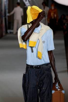 Défilé KidSuper de la mode homme Printemps Été 2026 dans le cadre de la Fashion Week de Paris A model walks the runway during the KidSuper Homme Ready to Wear Spring Summer 2026 fashion show as part of the Paris Menswear Fashion Week on June 28, 2025 in Paris, France Paris France  Copyright: xAgencex xBestimagexAgencex xBestimagex