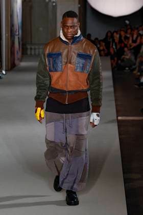 Défilé KidSuper de la mode homme Printemps Été 2026 dans le cadre de la Fashion Week de Paris A model walks the runway during the KidSuper Homme Ready to Wear Spring Summer 2026 fashion show as part of the Paris Menswear Fashion Week on June 28, 2025 in Paris, France Paris France  Copyright: xAgencex xBestimagexAgencex xBestimagex