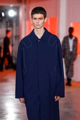 Défilé Kiko Kostadinov de la mode homme Printemps Été 2026 dans le cadre de la Fashion Week de Paris A model walks the runway during the Kiko Kostadinov Homme Ready to Wear Spring Summer 2026 fashion show as part of the Paris Menswear Fashion Week on June 28, 2025 in Paris, France Paris France  Copyright: xAgencex xBestimagexAgencex xBestimagex