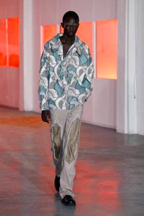 Défilé Kiko Kostadinov de la mode homme Printemps Été 2026 dans le cadre de la Fashion Week de Paris A model walks the runway during the Kiko Kostadinov Homme Ready to Wear Spring Summer 2026 fashion show as part of the Paris Menswear Fashion Week on June 28, 2025 in Paris, France Paris France  Copyright: xAgencex xBestimagexAgencex xBestimagex