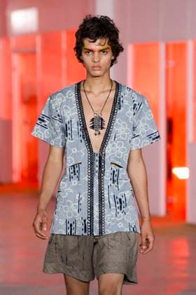 Défilé Kiko Kostadinov de la mode homme Printemps Été 2026 dans le cadre de la Fashion Week de Paris A model walks the runway during the Kiko Kostadinov Homme Ready to Wear Spring Summer 2026 fashion show as part of the Paris Menswear Fashion Week on June 28, 2025 in Paris, France Paris France  Copyright: xAgencex xBestimagexAgencex xBestimagex