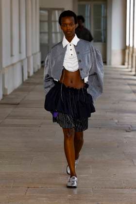 Défilé Kolor de la mode homme Printemps Été 2026 dans le cadre de la Fashion Week de Paris A model walks the runway during the Kolor Homme Ready to Wear Spring Summer 2026 fashion show as part of the Paris Menswear Fashion Week on June 28, 2025 in Paris, France Paris France  Copyright: xAgencex xBestimagexAgencex xBestimagex