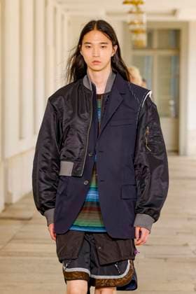 Défilé Kolor de la mode homme Printemps Été 2026 dans le cadre de la Fashion Week de Paris A model walks the runway during the Kolor Homme Ready to Wear Spring Summer 2026 fashion show as part of the Paris Menswear Fashion Week on June 28, 2025 in Paris, France Paris France  Copyright: xAgencex xBestimagexAgencex xBestimagex