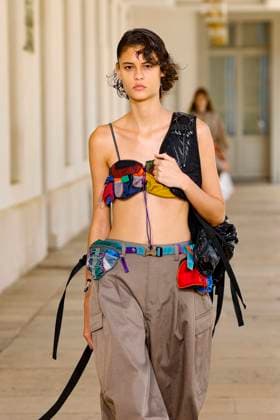 Défilé Kolor de la mode homme Printemps Été 2026 dans le cadre de la Fashion Week de Paris A model walks the runway during the Kolor Homme Ready to Wear Spring Summer 2026 fashion show as part of the Paris Menswear Fashion Week on June 28, 2025 in Paris, France Paris France  Copyright: xAgencex xBestimagexAgencex xBestimagex