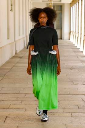 Défilé Kolor de la mode homme Printemps Été 2026 dans le cadre de la Fashion Week de Paris A model walks the runway during the Kolor Homme Ready to Wear Spring Summer 2026 fashion show as part of the Paris Menswear Fashion Week on June 28, 2025 in Paris, France Paris France  Copyright: xAgencex xBestimagexAgencex xBestimagex