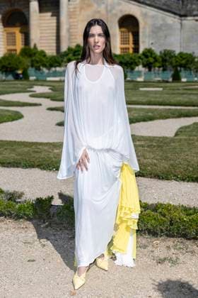 Photocall of the Jaquemus Menswear Spring Summer 2026 show as part of Paris Fashion Week in the Orangerie Gardens in Versailles Charlotte Cardin VIP @ Jacquemus Menswear Spring Summer 2026 show as part of Paris Fashion Week in the Orangerie Gardens in Versailles on June 29, 2025 in Paris, France Versailles France at the photocall of the Jaquemus Menswear Spring Summer 2026 show as part of Paris Fashion Week in the Orangerie Gardens in Versailles, France, le 29, 2025 Olivier Borde Bestimage Celebs attend the Jacquemus Menswear Spring Summer 2026 show as part of Paris Fashion Week on June 29, 2025 in Paris, France Versailles France  Copyright: xOLIVIERxBORDEx xBESTIMAGExOLIVIERxBORDEx xBESTIMAGEx