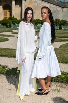 Photocall of the Jaquemus Menswear Spring Summer 2026 show as part of Paris Fashion Week in the Orangerie Gardens in Versailles Charlotte Cardin and Maddy Denley VIP @ Jacquemus Menswear Spring Summer 2026 show as part of Paris Fashion Week in the Orangerie Gardens in Versailles on June 29, 2025 at the photocall of the Jaquemus Menswear Spring Summer 2026 show as part of Paris Fashion Week in the Orangerie Gardens in Versailles, France, le 29, 2025 Olivier Borde Bestimage Celebs attend the Jacquemus Menswear Spring Summer 2026 show as part of Paris Fashion Week on June 29, 2025 in Paris, France Versailles France  Copyright: xOLIVIERxBORDEx xBESTIMAGExOLIVIERxBORDEx xBESTIMAGEx
