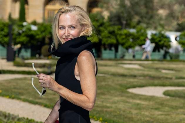 Photocall of the Jaquemus Menswear Spring Summer 2026 show as part of Paris Fashion Week in the Orangerie Gardens in Versailles Gillian Anderson at the photocall of the Jaquemus Menswear Spring Summer 2026 show as part of Paris Fashion Week in the Orangerie Gardens in Versailles, France on June 29, 2025 Olivier Borde Bestimage Celebs attend the Jacquemus Menswear Spring Summer 2026 show as part of Paris Fashion Week on June 29, 2025 in Paris, France Versailles France  Copyright: xOLIVIERxBORDEx xBESTIMAGExOLIVIERxBORDEx xBESTIMAGEx