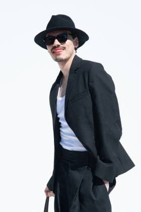 PFW Jacquemus Photocall Elias Medini attending the Jacquemus Menswear Spring Summer 2026 show as part of Paris Fashion Week in Paris, France on June 29, 2025. Photo by Aurore Marechal ABACAPRESS.COM Paris France  Copyright: xMarechalxAurore ABACAx