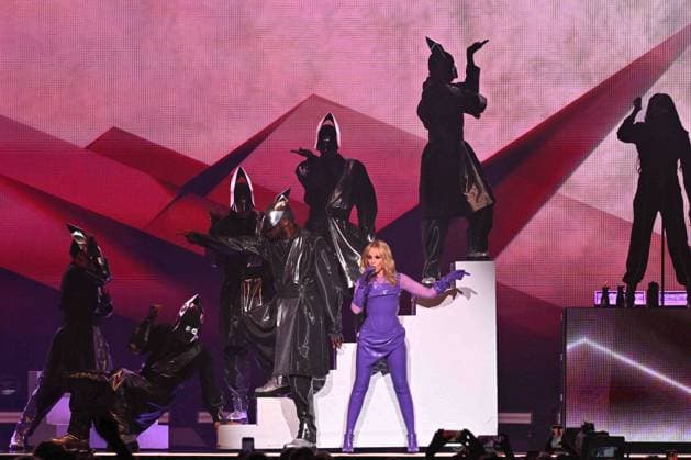 Bilder des Jahres 2025, Entertainment 06 Juni Entertainment Bilder des Tages Kylie Minogue Performs At The Accor Arena - Paris Kylie Minogue performs at the Accor Arena in Paris, France on June 29, 2025. Photo by Christophe Meng ABACAPRESS.COM Paris France  Copyright: xMengxChristophe ABACAx