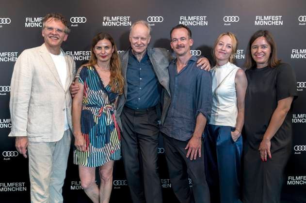 Christoph Gröner, Janine Jackowski, Stellan Skarsgard, Jonas Dornbach, Katharina Günther and Julia Weigl at the presentation of the CineMerit Award at the 42 Filmfest München 2025 in the theater hall of the Amarikahaus Munich, 29 06 2025 Foto:xN.xKolinzx xFuturexImagex skarsgaard_5601