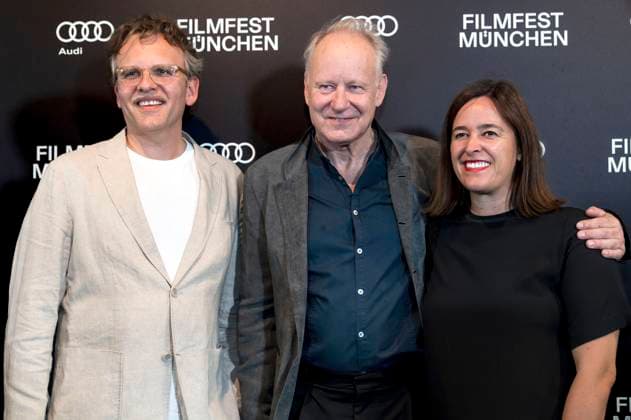 Christoph Gröner, Stellan Skarsgard and Julia Weigl at the presentation of the CineMerit Award at the 42 Filmfest München 2025 in the theater hall of the Amarikahaus Munich, 29 06 2025 Foto:xN.xKolinzx xFuturexImagex skarsgaard_5603