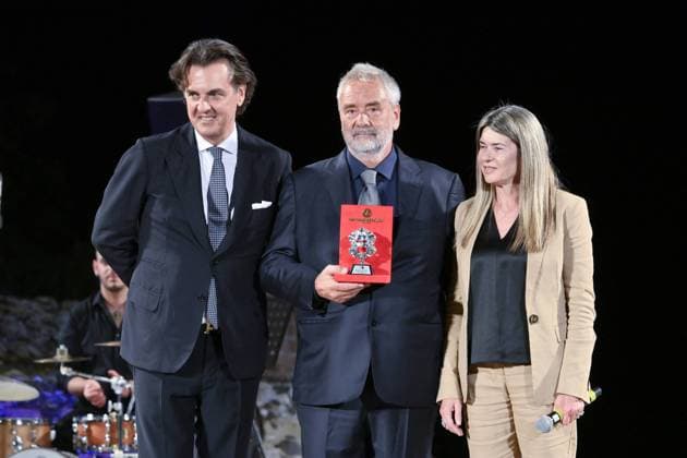 Luc Besson At Nation Award Evening - Taormina Luc Besson attends the Nation Award Evening during the Taormina Film Festival, in Taormina, Italy, Monday, June 30, 2025. (Photo by D’Avanzo Maurizio IPA ABACAPRESS.COM Taormina Italy  Copyright: xD AvanzoxMaurizio IPA ABACAx