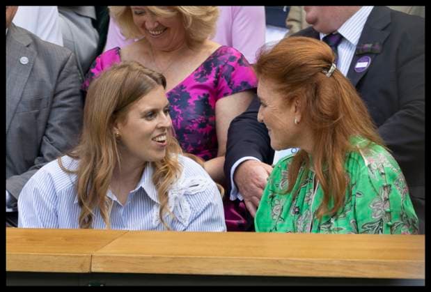 . 30 06 2025. London, United Kingdom. Princess Beatrice and Sarah, Duchess of York in the Royal Box on the opening day of the Wimbledon Tennis Championships in London.  xStephenxLockx xi-Imagesx IIM-26060-0058