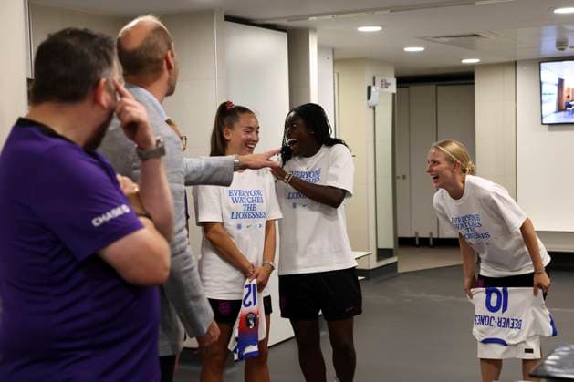Britain Royals Britain s Prince William, the Prince of Wales, Patron of The Football Association, visits St. George s Park, England s national football centre, and speaks to Aggie Beever-Jones, from right, Michelle Agyemang and Maya Le Tissier as he meets with the England Women s team and wish them luck ahead of the 2025 UEFA Women s Euros competition in Burton on Trent, Monday, June 30, 2025.(AP Photo Darren Staples, Pool), Credit:Darren Staples Avalon GBR, Burton on Trent Copyright: xDarrenxStaplesx xAvalonx 1016476687