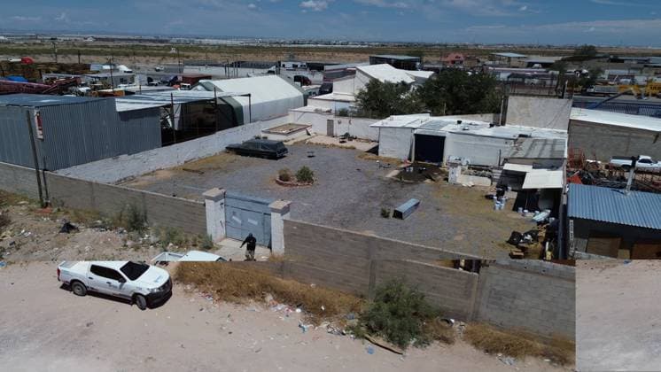 Authorities discover 383 corpses in private crematorium in Ciudad Juarez CIUDAD JUAREZ , MEXICO - JUNE 30: A view of the crematorium where authorities found 383 embalmed corpses in Ciudad Juarez, Chihuahua State, Mexico, on June 30, 2025. Police have found 383 corpses piled up in a private crematorium in northern Mexico s Ciudad Juarez, the local prosecutor s office said on June 29, attributing the grisly find to negligence. According to authorities, the investigation stemmed from a citizen complaint. Upon inspection, more than 300 bodies were found embalmed and stored in unsanitary conditions, and the facility was also emitting foul odors. Christian Torres Anadolu Ciudad Juarez Mexico. Editorial use only. Please get in touch for any othe Copyright: x2025xAnadoluxChristianxTorresx