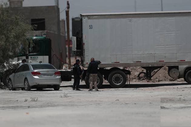 Authorities discover 383 corpses in private crematorium in Ciudad Juarez CIUDAD JUAREZ , MEXICO - JUNE 30: A view of the crematorium where authorities found 383 embalmed corpses in Ciudad Juarez, Chihuahua State, Mexico, on June 30, 2025. Police have found 383 corpses piled up in a private crematorium in northern Mexico s Ciudad Juarez, the local prosecutor s office said on June 29, attributing the grisly find to negligence. According to authorities, the investigation stemmed from a citizen complaint. Upon inspection, more than 300 bodies were found embalmed and stored in unsanitary conditions, and the facility was also emitting foul odors. Christian Torres Anadolu Ciudad Juarez Mexico. Editorial use only. Please get in touch for any othe Copyright: x2025xAnadoluxChristianxTorresx